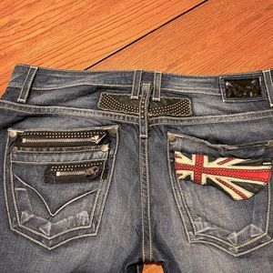 ROBIN’s JEAN NWOT BEAUTIFUL JEANS